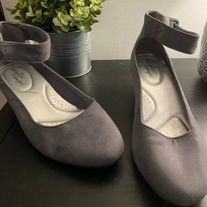 Dexflex comfort gray wedges